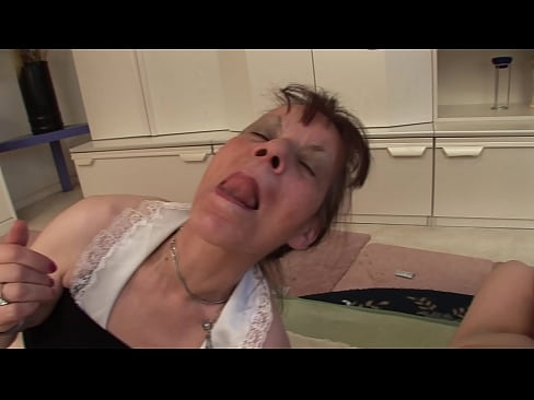 ❤️ İki nənənin və bir babanın üçlü var Super seks az.porn-milf300.ru