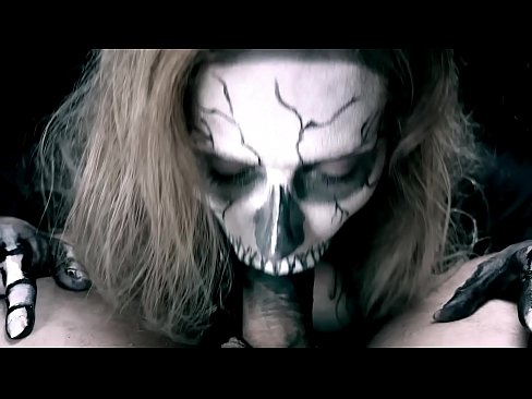 ❤️ Demon qız qara ağzı ilə xoruz əmmək və cum udmaq. Super seks az.porn-milf300.ru
